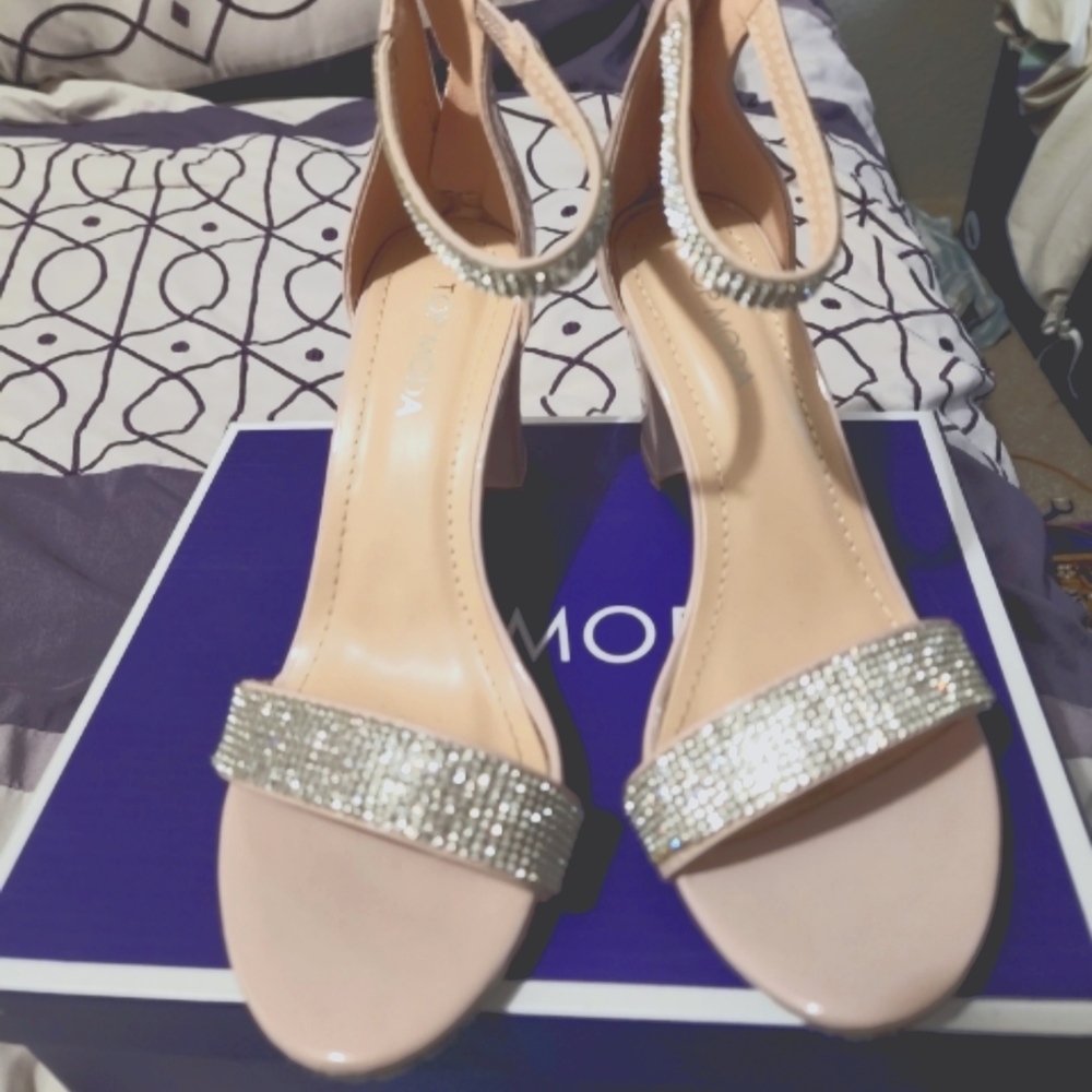 Dress shoes